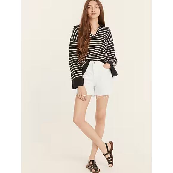 J. Crew High Rise Short White Denim Raw Edge Hem Size 34 NEW - Picture 2 of 7